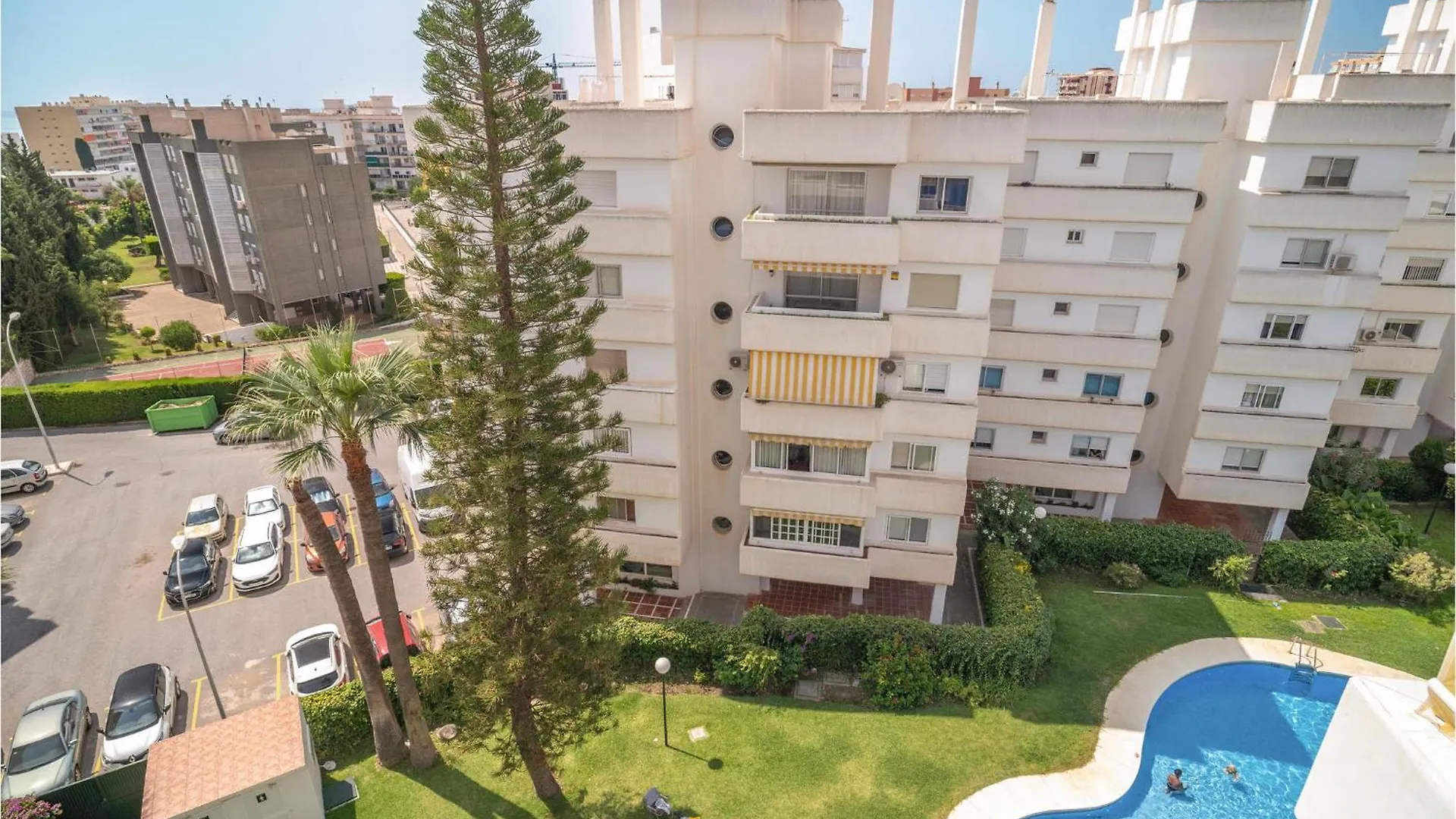 Stunning Apartment In Benalmadena