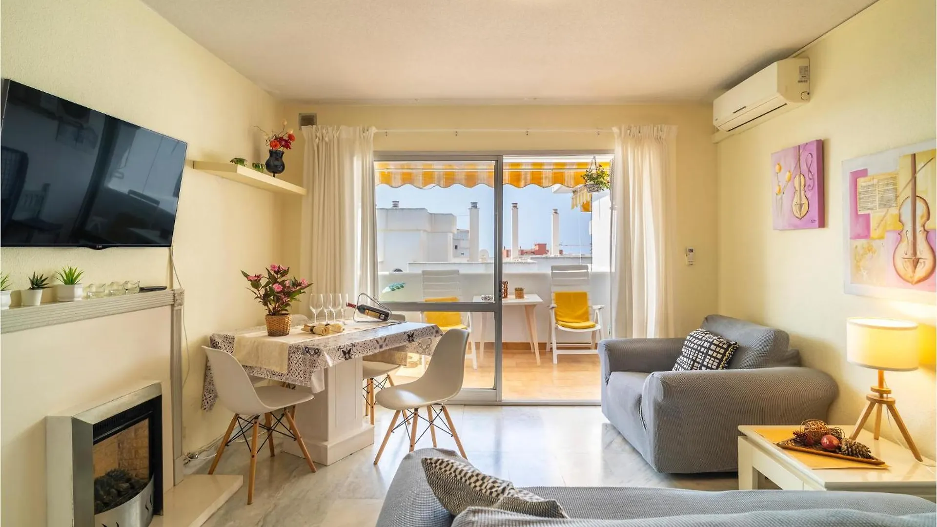 Stunning Apartment In Benalmadena Spain