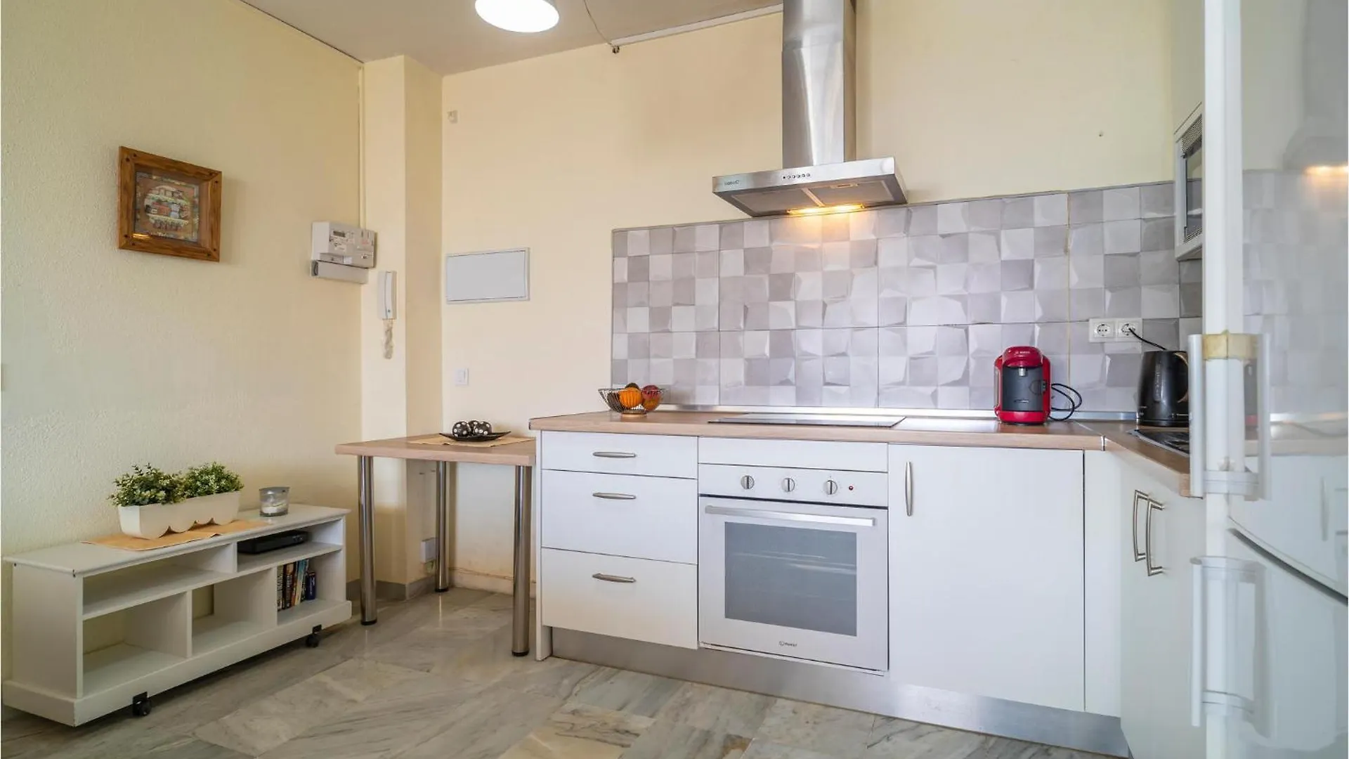Stunning Apartment In Benalmadena